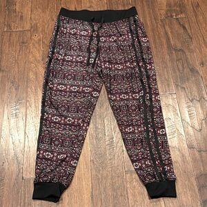 Women’s Large Patterned Jogger Pants with Black Accents